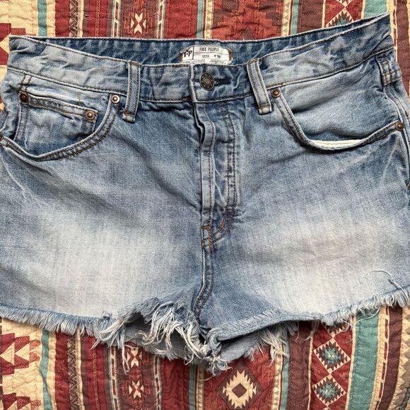 Free People high rise shorts size 30 - Picture 3 of 6